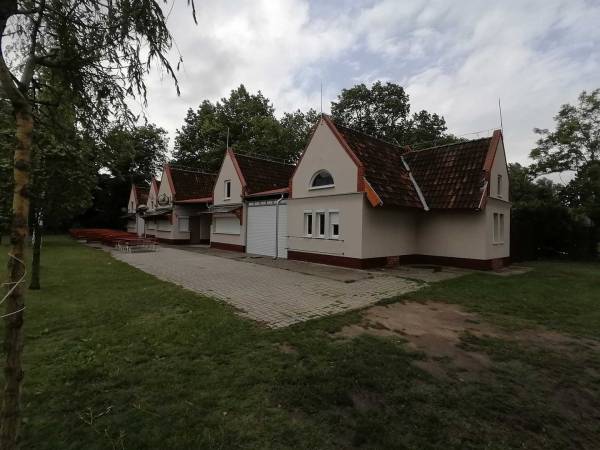 eladó vendéglátás, Balatonfenyves